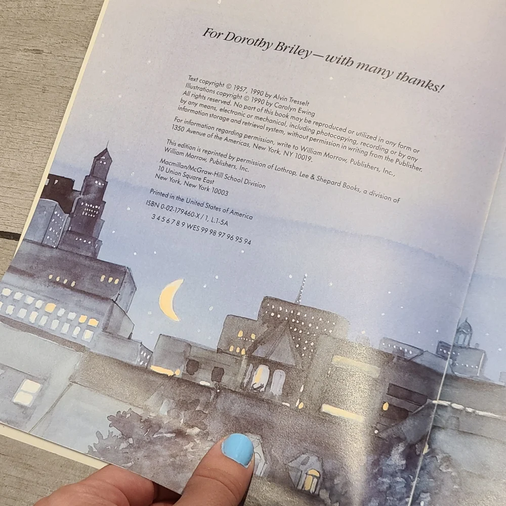 🦔 Vintage Wake Up City book🎀